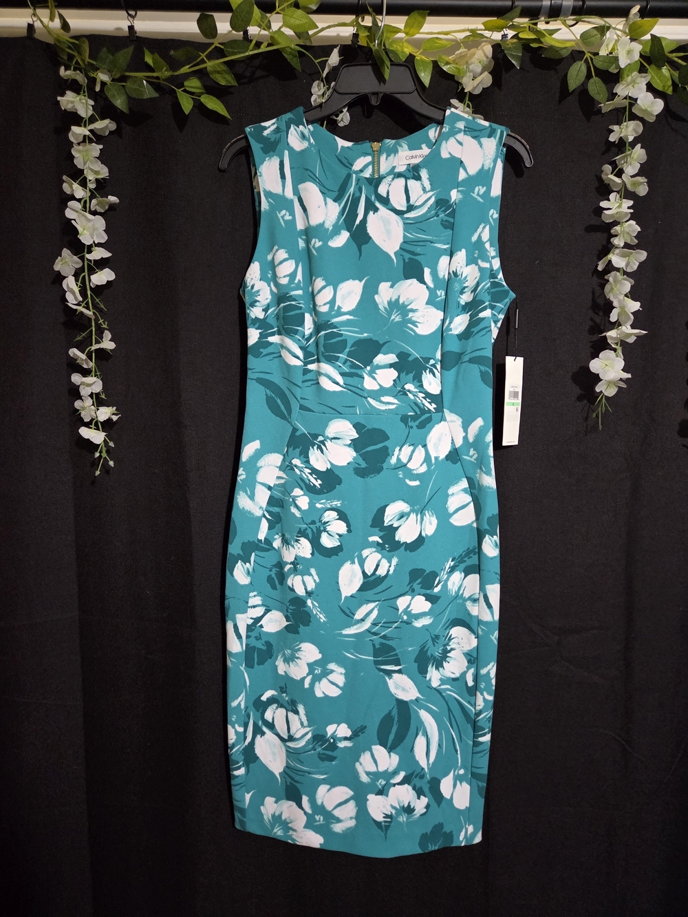 Calvin Klein Teal and White Floral Sleeveless Sheath Dress